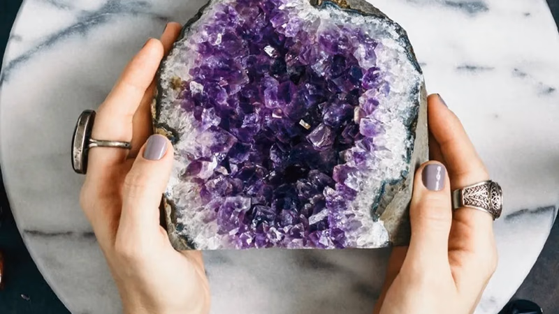 Charoite