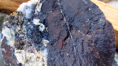 What are the Characteristics of Minerals?