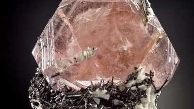 West Asian (Middle eastern) natural morganite