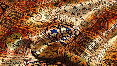 The original art of carpet weaving