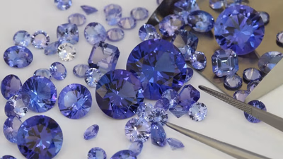 Purchase and identification of original tanzanite stone