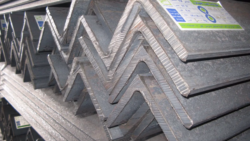 Steel corner profiles or angle bars