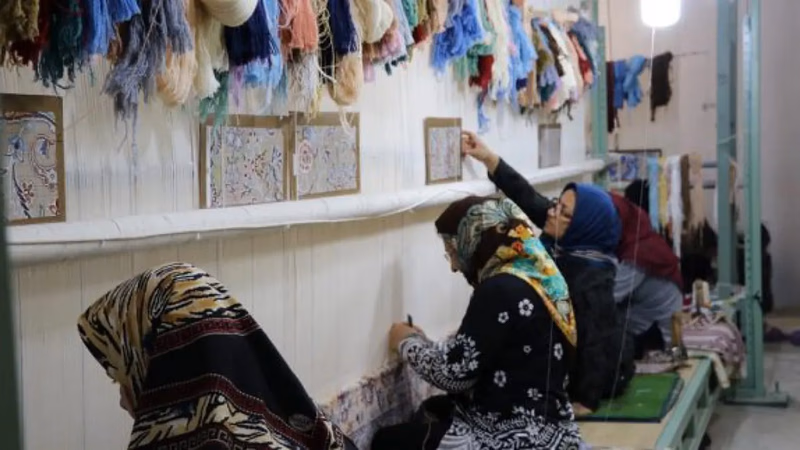 د لاسي اوبدل شوو غالیو او غالۍ اوبدلو تاریخ
