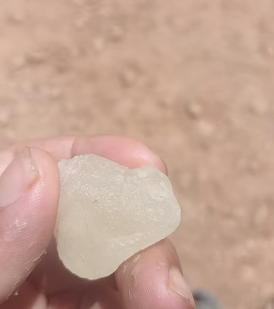 Aky Daş