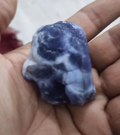 قیمتي ډبرې