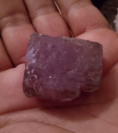 Saphir Stone